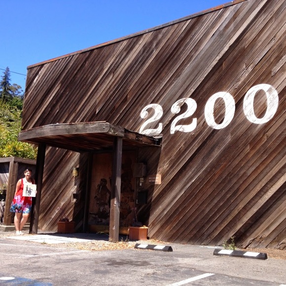 Meet your Posher, Amber - Picture 1 of 1